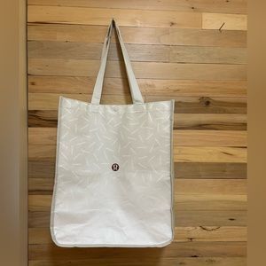 Lululemon Reusable Bag